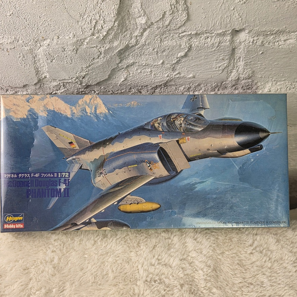 Hasegawa Hobby Kits 1:72 McDonnell Douglas F4F Phantom II Model Kit 703